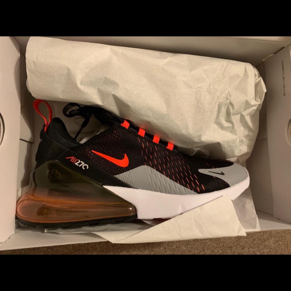 Nike Air Max 270